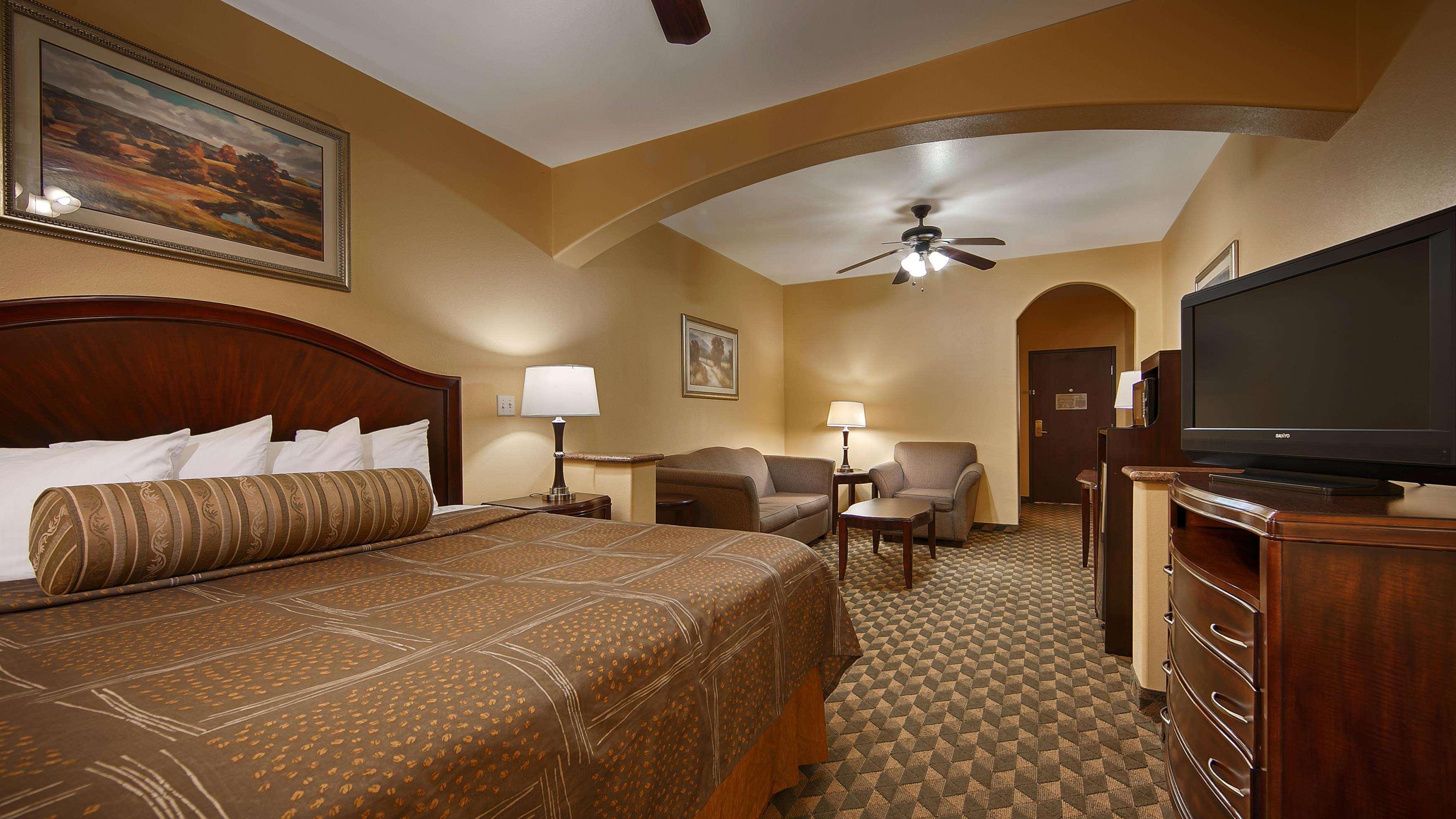 Best Western Plus Manvel Bagian luar foto