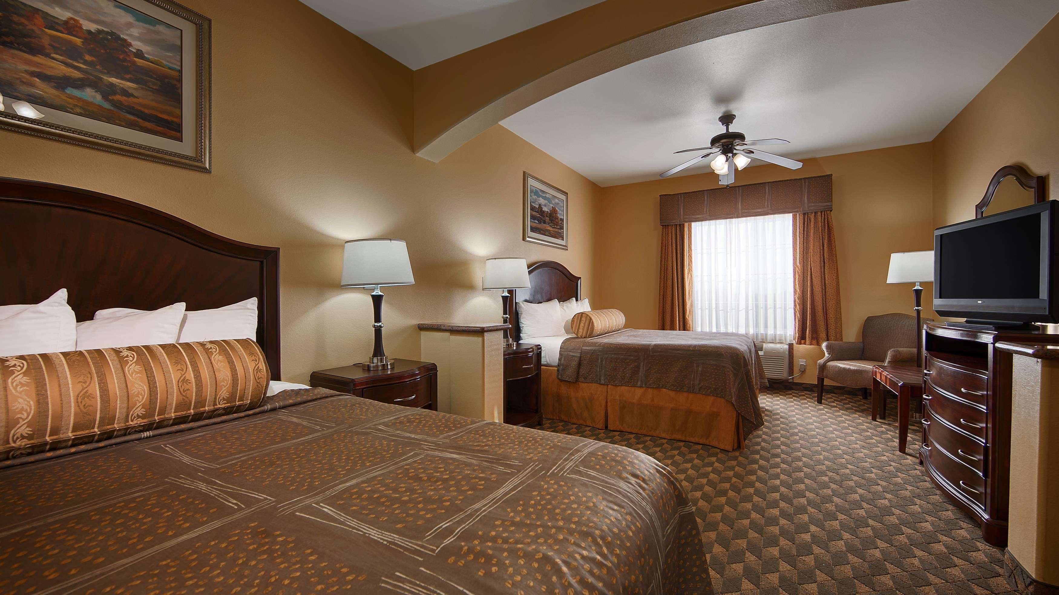 Best Western Plus Manvel Bagian luar foto