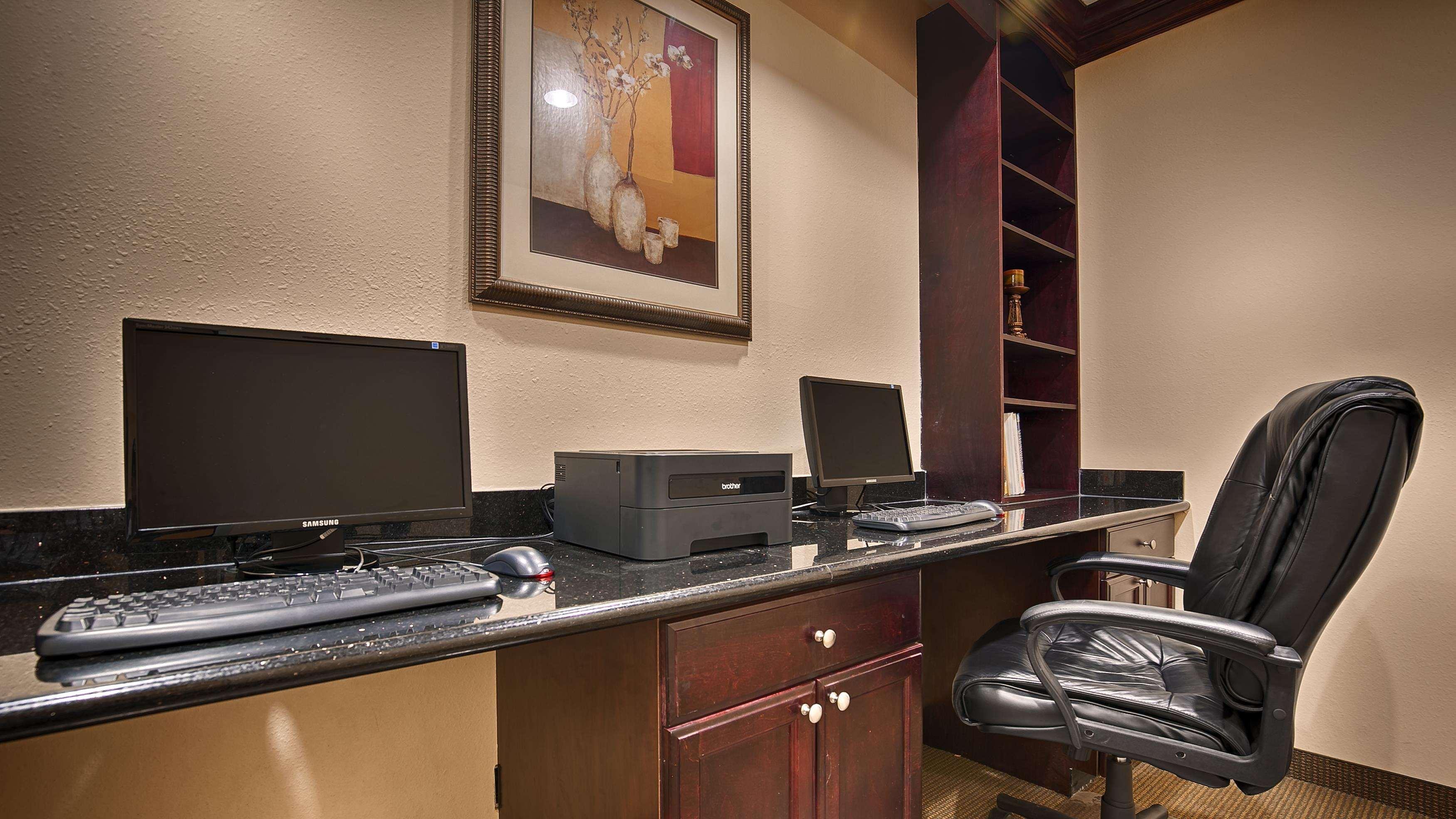 Best Western Plus Manvel Bagian luar foto