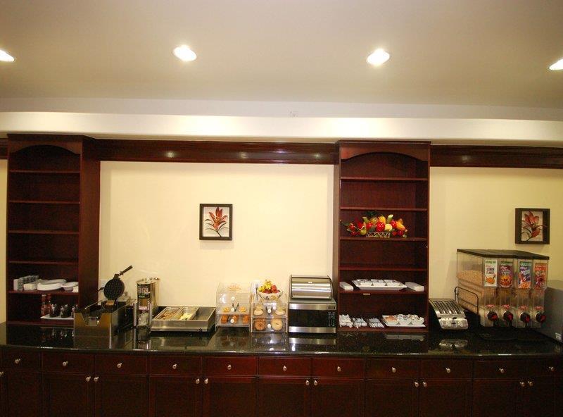 Best Western Plus Manvel Bagian luar foto